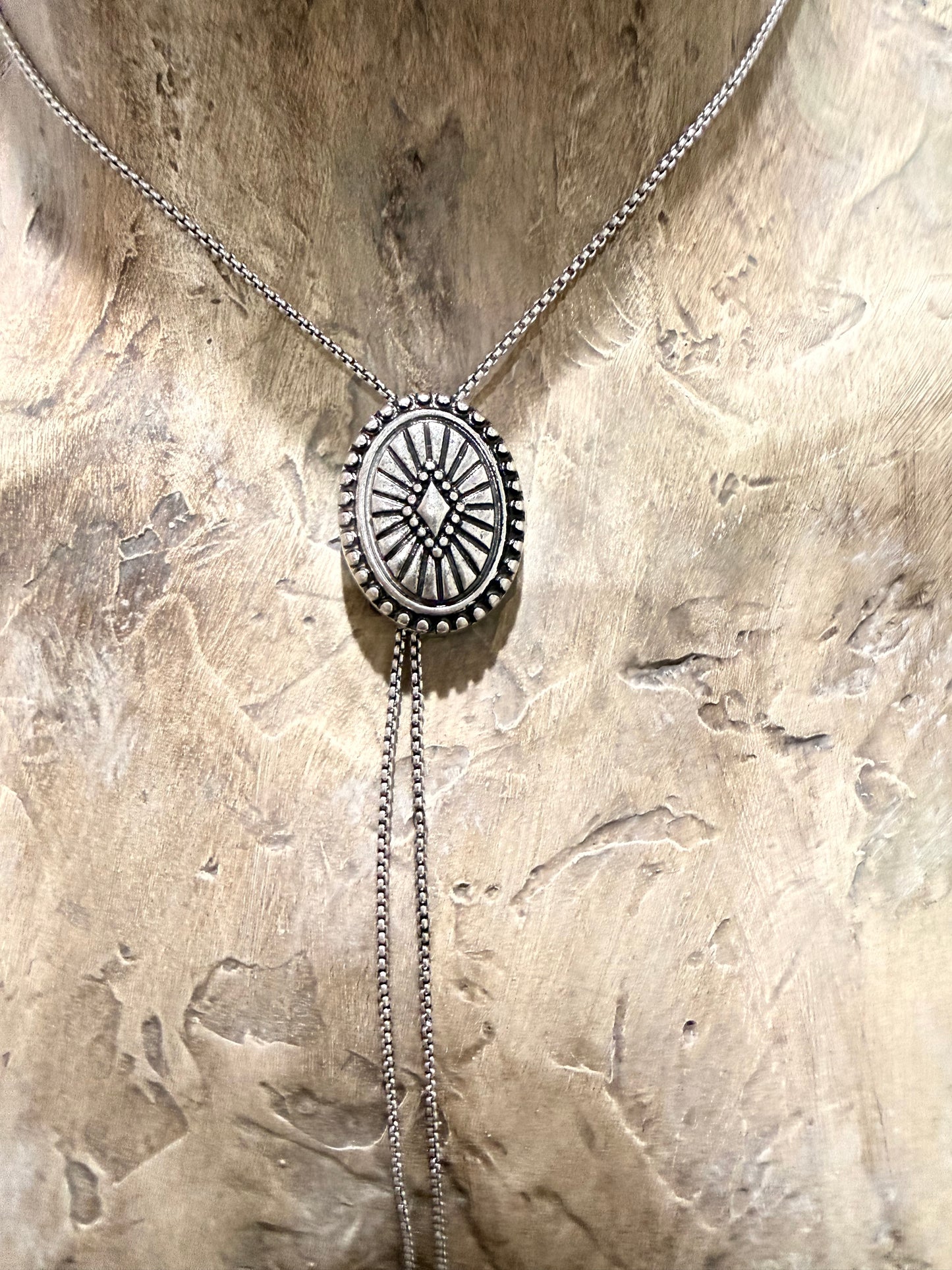 Concho Vaquera Lariat Tie