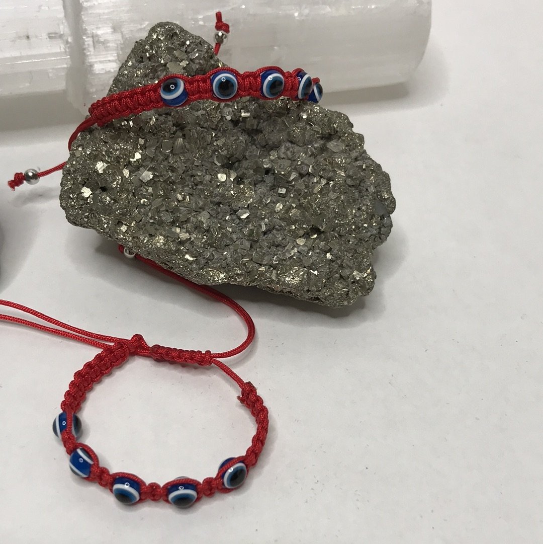 Evil Eye Bracelet Men or Woman Block Negative Energy Red String Macrame Adjustable Good luck Bracelet Evil Eye Protection - Boho Cowgirlz Boutique