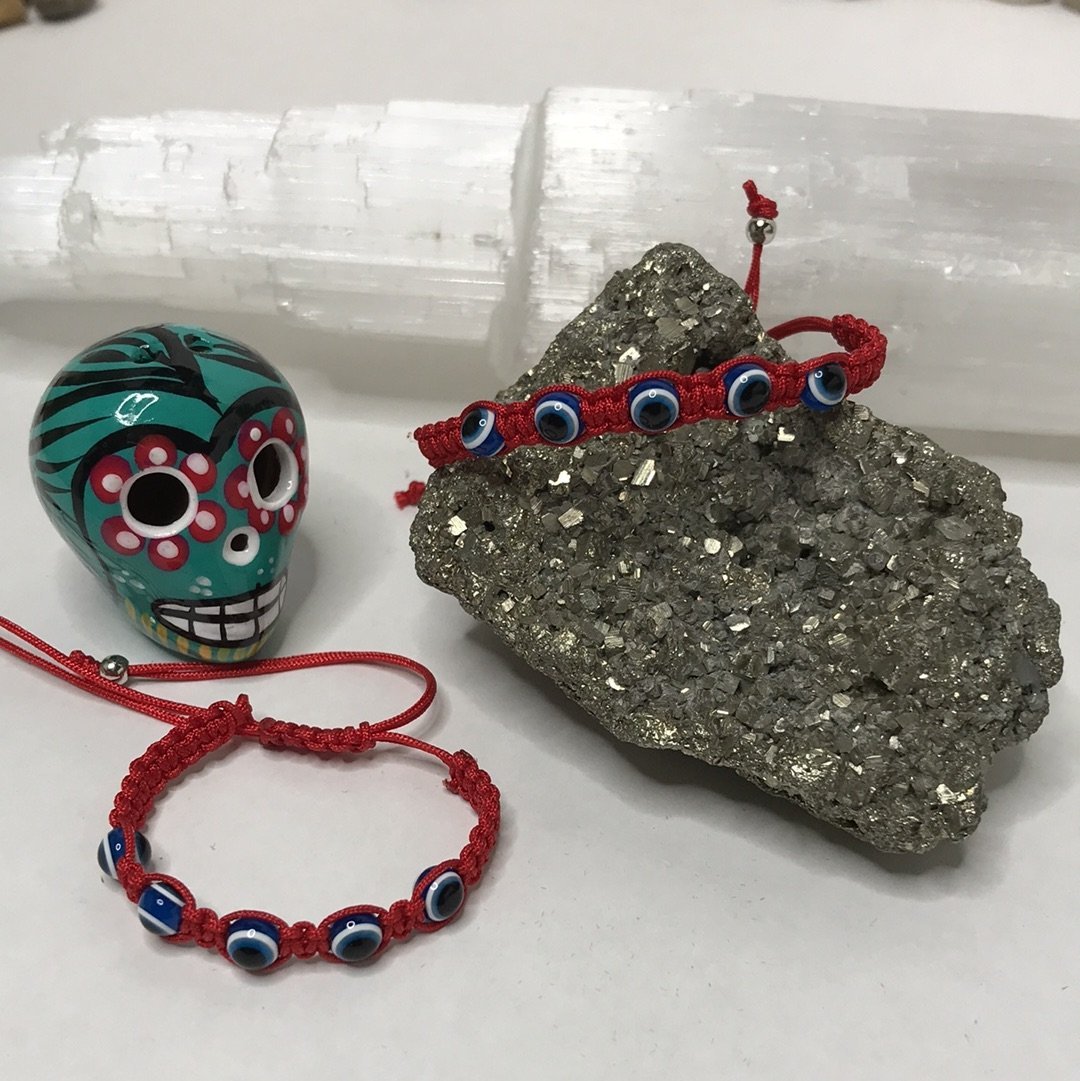 Evil Eye Bracelet Men or Woman Block Negative Energy Red String Macrame Adjustable Good luck Bracelet Evil Eye Protection - Boho Cowgirlz Boutique