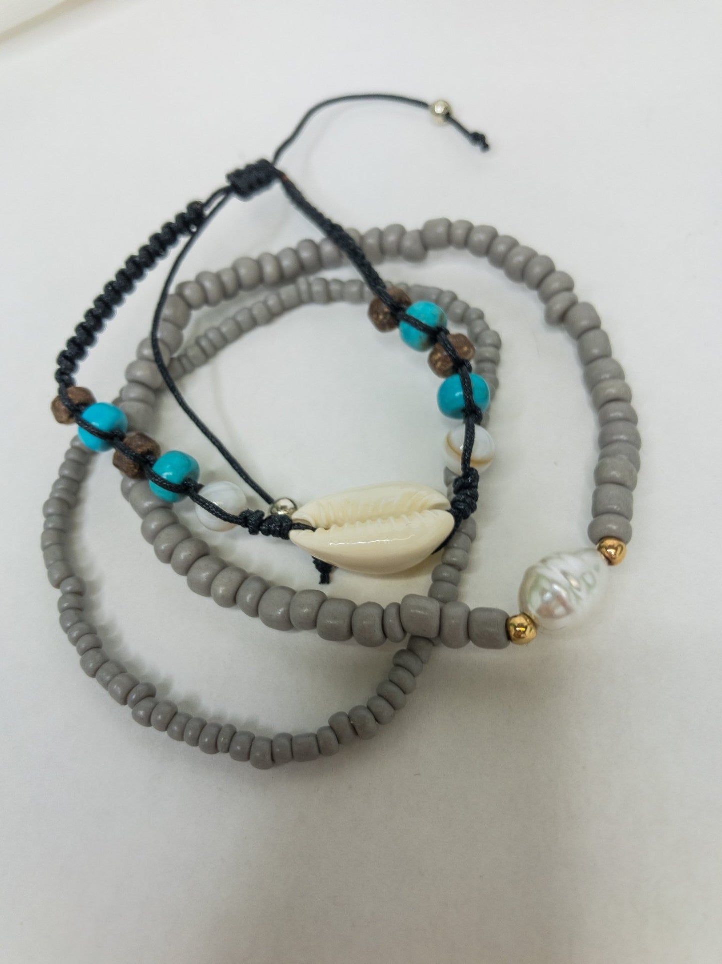 Grey Wood Bead and Shell String Bracelet Good Vibe Bracelet StackIng Bracelet Beach Boho Summer Bracelt - Boho Cowgirlz Boutique