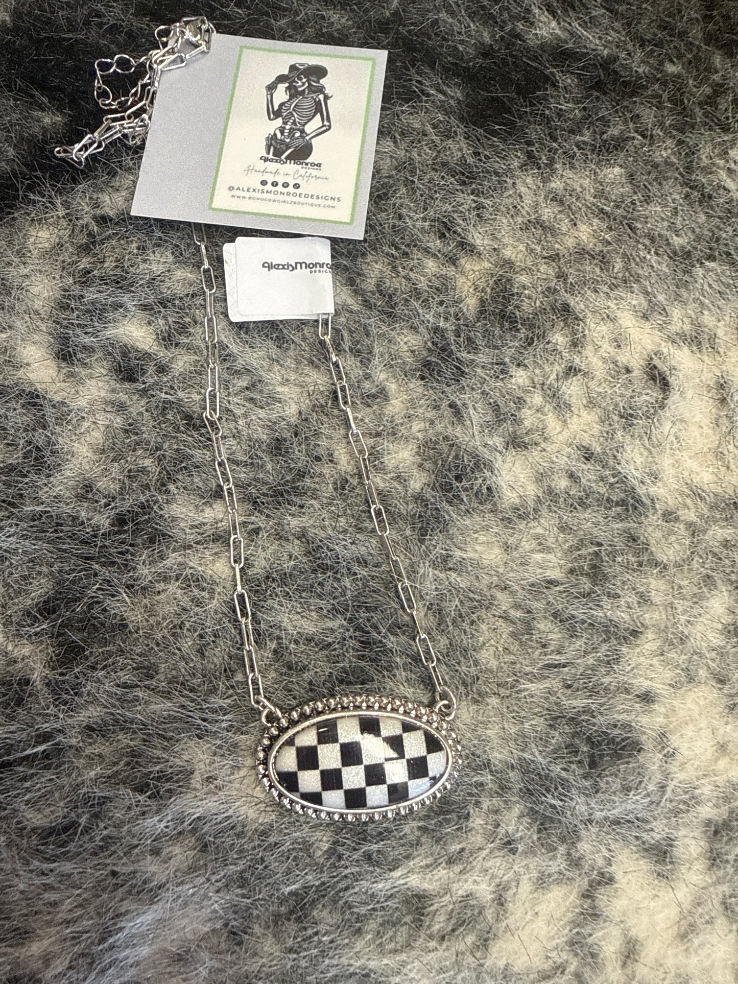 Check Mate Oval Pendant