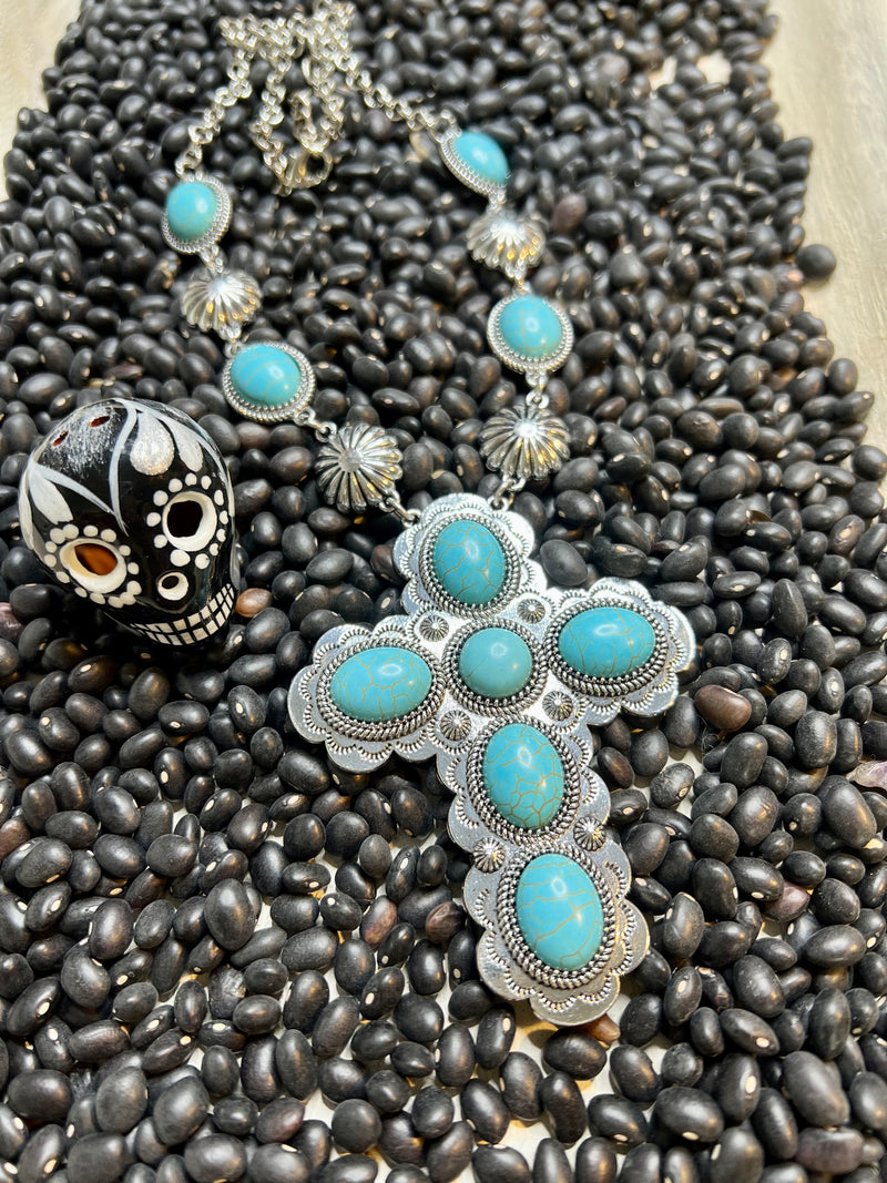 LA CRUZ Cross Turquoise Pendant Necklace