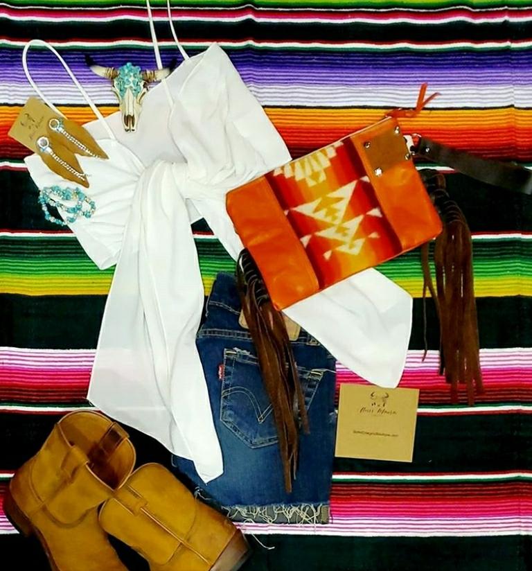 White Tie-front Top, Front Knot Top, T-Shirt, Knot crop shirt, Summer Top, Women's Summer Crop Top - Boho Cowgirlz Boutique